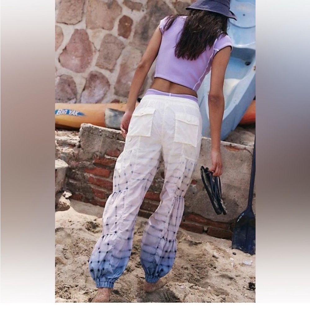 Ombré Blue and Purple Free People Movement Set me Free Active pants - Picture 2 of 3